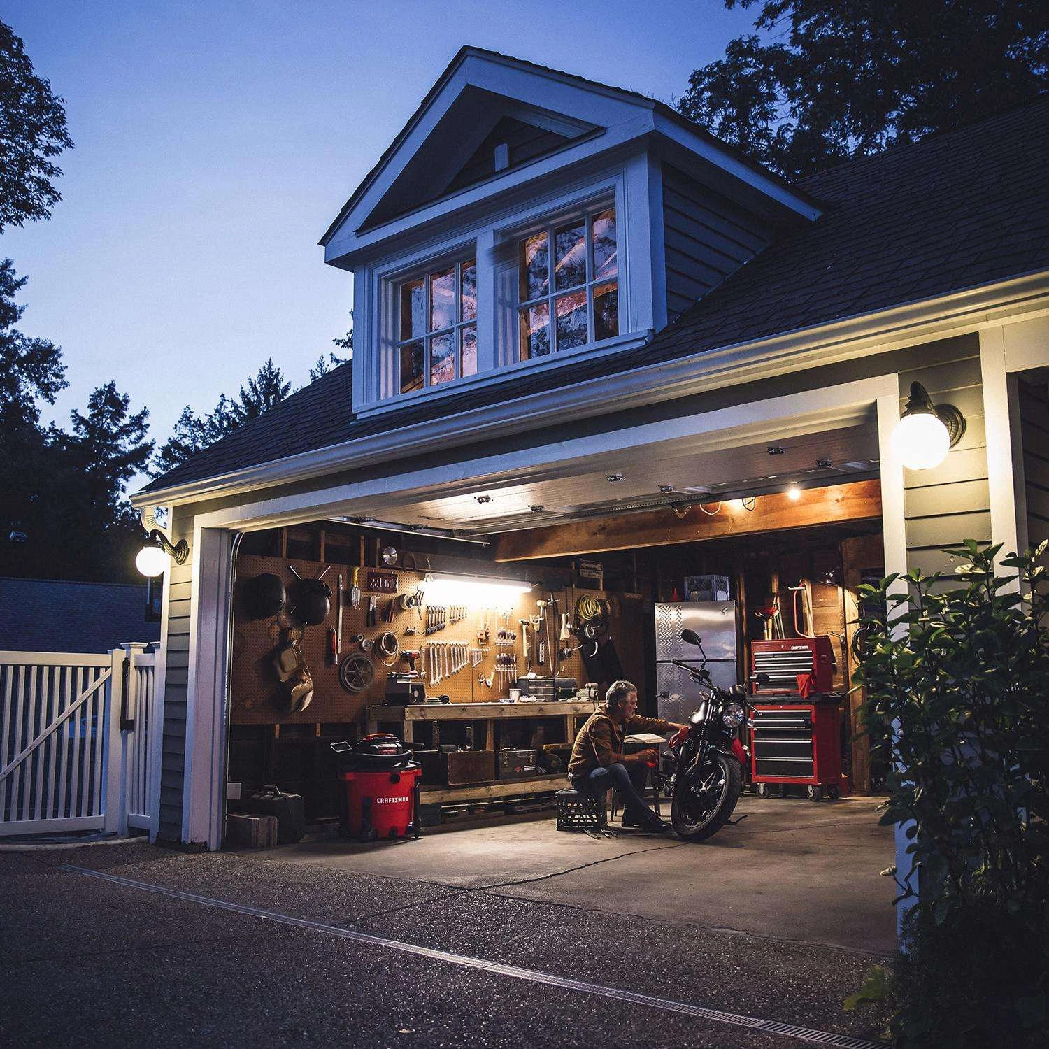 Craftsman 9 In. L X 5.5 In. W X 1-7/8 In. D LED Car Nozzle 1 Pc 8 Craftsman 9 In. L X 5.5 In. W X 1-7/8 In. D LED Car Nozzle 1 Pc - Image 8