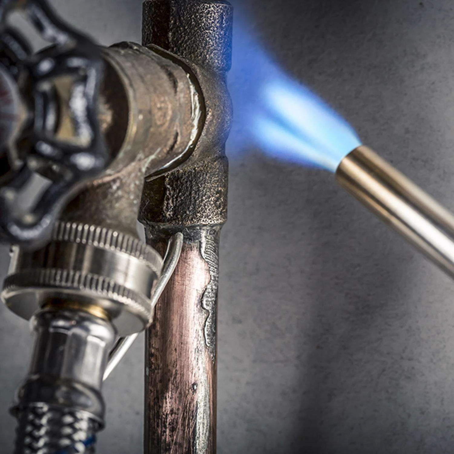 Bernzomatic 14.1 Oz Basic Torch Kit Steel 2 Pc 5 Bernzomatic 14.1 Oz Basic Torch Kit Steel 2 Pc - Image 5