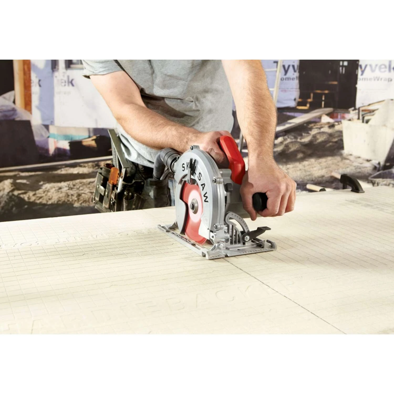 SKIL 15 Amps 7-1/4 In. Corded Brushed Circular Saw 4 SKIL 15 Amps 7-1/4 In. Corded Brushed Circular Saw - Image 4