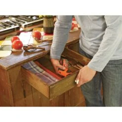 Black & Decker Black+Decker 4V MAX Cordless Rechargeable Screwdriver Tool Only -Craftsman Shop 85321a8c a9df 4832 bf15 509667d40f96