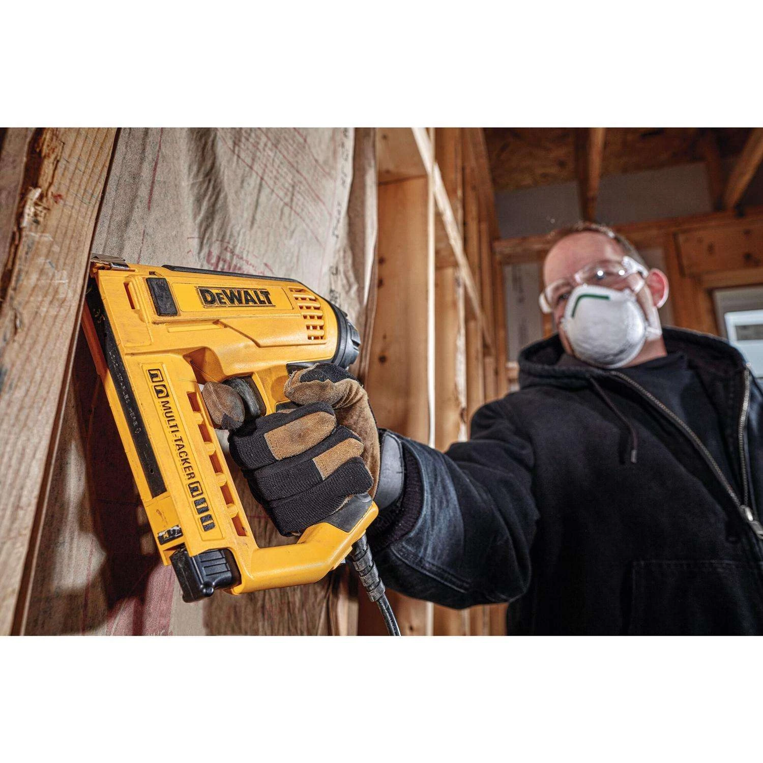 DeWalt 18 Ga. 3/8 In. Multi-Tacker 4 DeWalt 18 Ga. 3/8 In. Multi-Tacker - Image 4