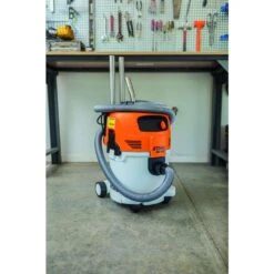 STIHL SE 122 7.9 Gal Corded Wet/Dry Vacuum 8.3 Amps 120 V -Craftsman Shop c6ea9199 92c1 487e bddf 34a274f6704a